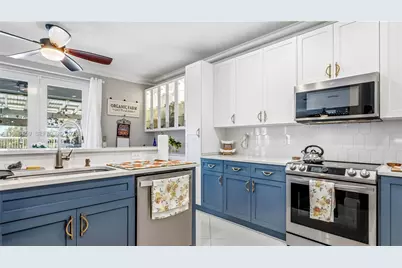 1894 Aspen Ln, Weston, FL 33327 - Photo 17