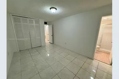 2005 Jefferson St #205, Hollywood, FL 33020 - Photo 11