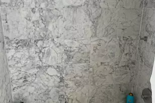 253 NE 2nd St, Miami, FL 33132 - Photo 9