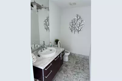 253 NE 2nd St #632, Miami, FL 33132 - Photo 23