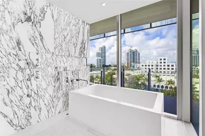 120 Ocean Dr #700, Miami Beach, FL 33139 - Photo 25
