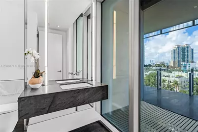 120 Ocean Dr #700, Miami Beach, FL 33139 - Photo 19