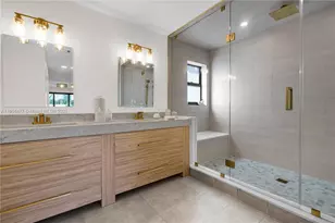 19913 SW 3rd Pl, Pembroke Pines, FL 33029 - Photo 43