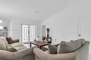 21410 SW 89th Ct, Cutler Bay, FL 33189 - Photo 11