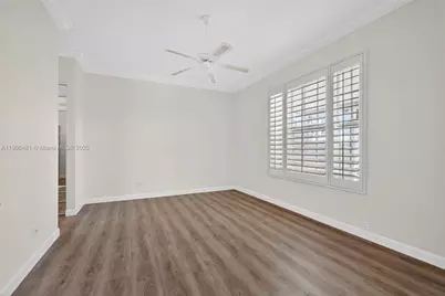 256 Kelsey Park Cir, Palm Beach Gardens, FL 33410 - Photo 9