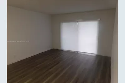 8290 Lake Dr #216, Doral, FL 33166 - Photo 5