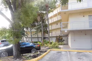 8290 Lake Dr, Doral, FL 33166 - Photo 3