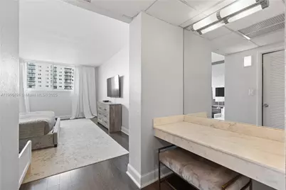 19370 Collins Ave #816, Sunny Isles Beach, FL 33160 - Photo 17