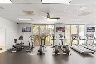 19370 Collins Ave, Sunny Isles Beach, FL 33160 - Photo 33