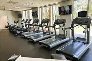 19370 Collins Ave, Sunny Isles Beach, FL 33160 - Photo 33