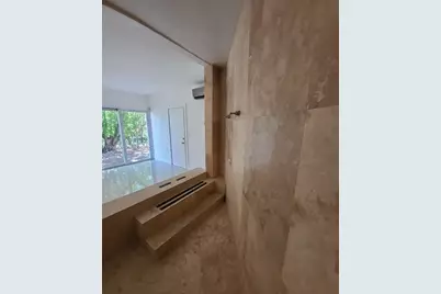 7707 Hawthorne Ave, Miami Beach, FL 33141 - Photo 11