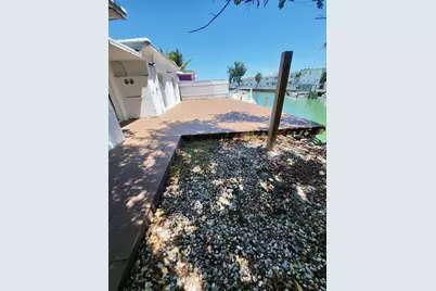 7707 Hawthorne Ave, Miami Beach, FL 33141 - Photo 7