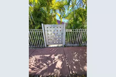 7707 Hawthorne Ave, Miami Beach, FL 33141 - Photo 43