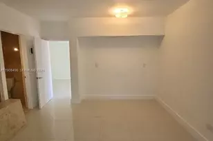 7707 Hawthorne Ave, Miami Beach, FL 33141 - Photo 19