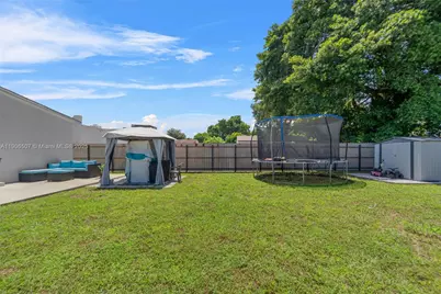 3143 NW 59th St, Miami, FL 33142 - Photo 21