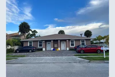 1533 W 26th Ct #1B, Riviera Beach, FL 33404 - Photo 1