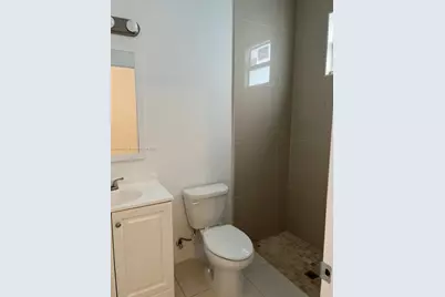1533 W 26th Ct #1B, Riviera Beach, FL 33404 - Photo 3