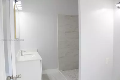 220 NE 12th Ave Lot 219, Homestead, FL 33030 - Photo 33