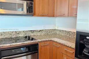 9055 SW 73rd Ct, Miami, FL 33156 - Photo 9