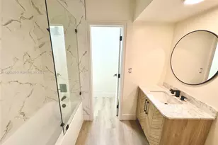 16401 Bridge End Rd, Miami Lakes, FL 33014 - Photo 13