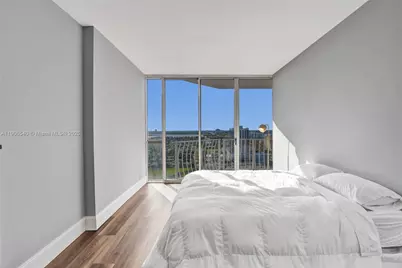 7601 E Treasure Dr #PH102, North Bay Village, FL 33141 - Photo 21