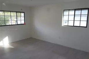 20760 NE 4th Ct, Miami, FL 33179 - Photo 31