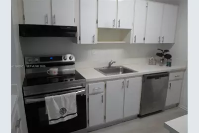 20760 NE 4th Ct #201, Miami, FL 33179 - Photo 15