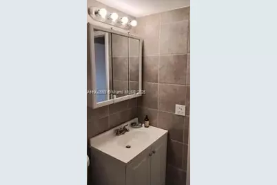 15610 NE 6th Ave #18C, Miami, FL 33162 - Photo 9