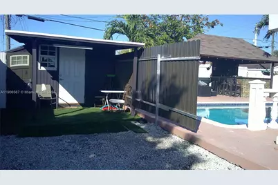 5066 E 9th Ct, Hialeah, FL 33013 - Photo 17