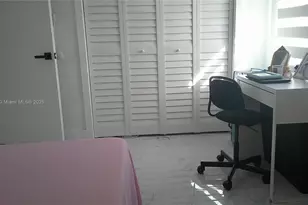 5066 E 9th Ct, Hialeah, FL 33013 - Photo 11
