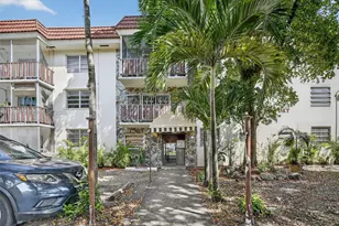 13655 NE 10th Ave, North Miami, FL 33161 - Photo 3