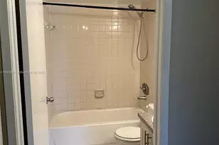 9783 Nob Hill Ct, Sunrise, FL 33351 - Photo 9