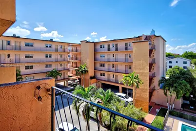 1950 W 54th St #313, Hialeah, FL 33012 - Photo 45