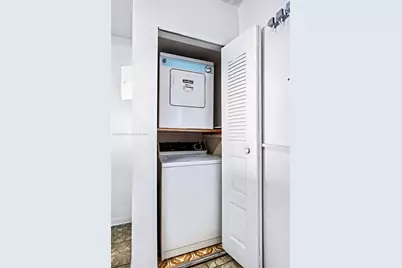 1950 W 54th St #313, Hialeah, FL 33012 - Photo 17