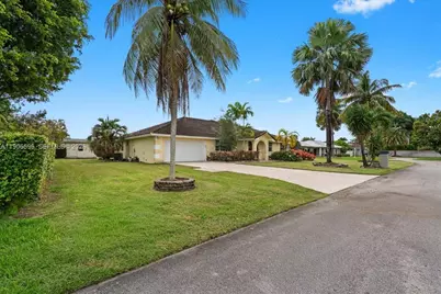 12970 SW 187th Ter, Miami, FL 33177 - Photo 25