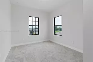 4443 Providence Wy, Oakland Park, FL 33309 - Photo 21