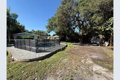 2697 SW 51st Ct, Dania Beach, FL 33312 - Photo 13