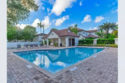 9719 Darlington Pl, Cooper City, FL 33328 - Photo 23