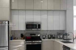 19353 SW 60th Ct, Pembroke Pines, FL 33332 - Photo 11