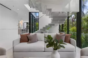 4504 Sheridan Ave, Miami Beach, FL 33140 - Photo 5