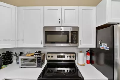 5302 SW 164th Pl, Miami, FL 33185 - Photo 15