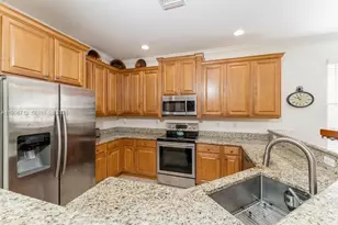 7327 Sea Pines Ct, Port Saint Lucie, FL 34986 - Photo 13