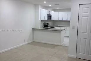 10592 Royal Palm Blvd, Coral Springs, FL 33065 - Photo 5