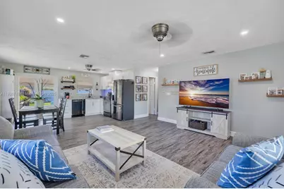 17350 SW 302nd St, Homestead, FL 33030 - Photo 9