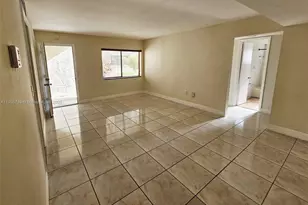 8075 SW 107 Ave, Miami, FL 33173 - Photo 3