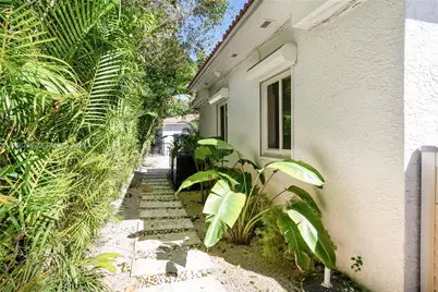 124 NE 96th St, Miami Shores, FL 33138 - Photo 77