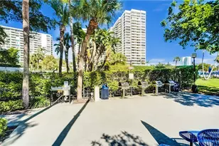 2500 Parkview Dr, Hallandale Beach, FL 33009 - Photo 19