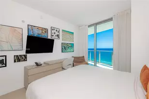 4111 S Ocean Dr, Hollywood, FL 33019 - Photo 19