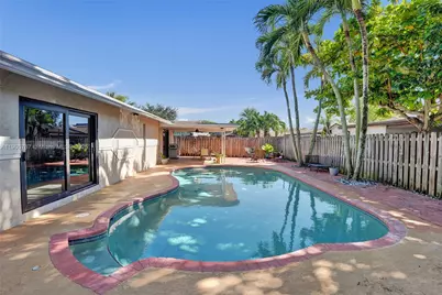 9350 NW 43rd Mnr, Sunrise, FL 33351 - Photo 49