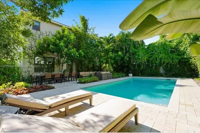 617 NE 191st St, Miami, FL 33179 - Photo 63